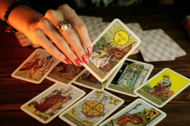 Unlocking Personal Dynamics Through Tarot: A Guide to Deeper Relationship Insights